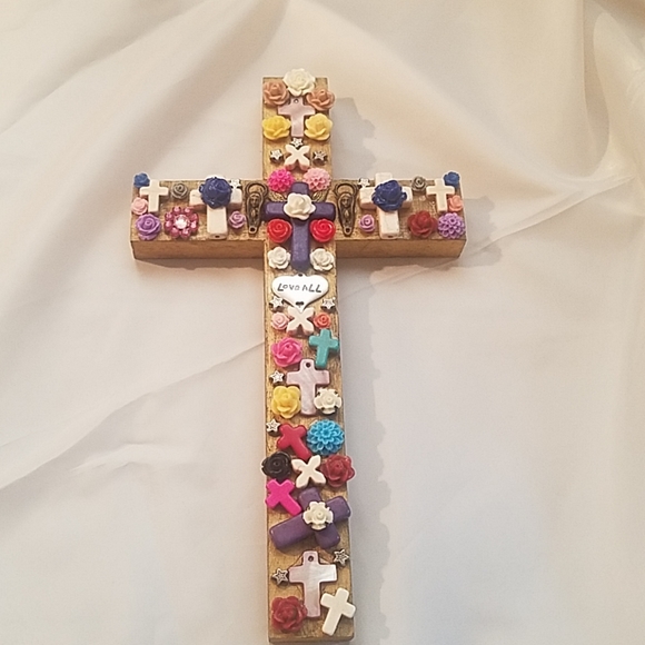 Wood Cross - Picture 3 of 3